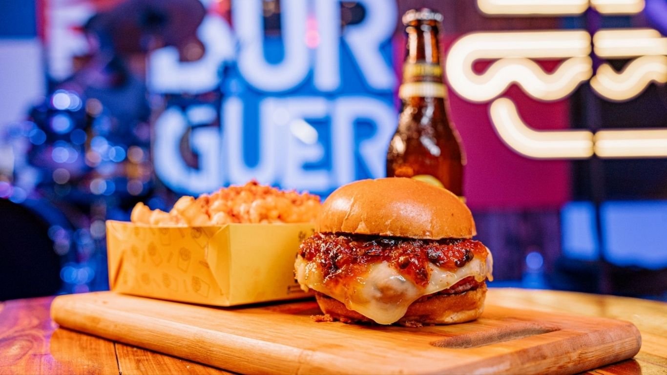 9ª edição do Festival de Hambúrguer Plaza movimenta o Recife neste fim de semana