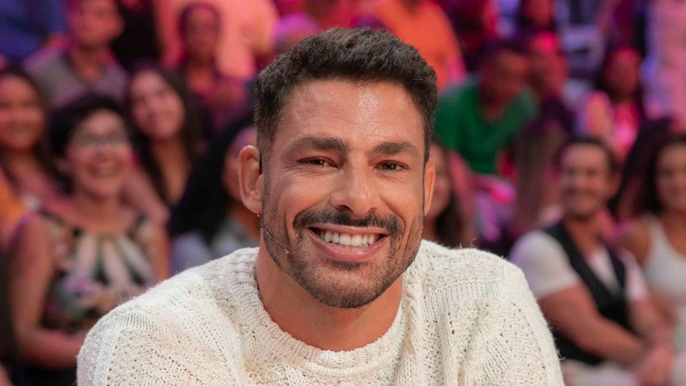 Cauã Reymond deve voltar como Jorginho em sequência de Avenida Brasil