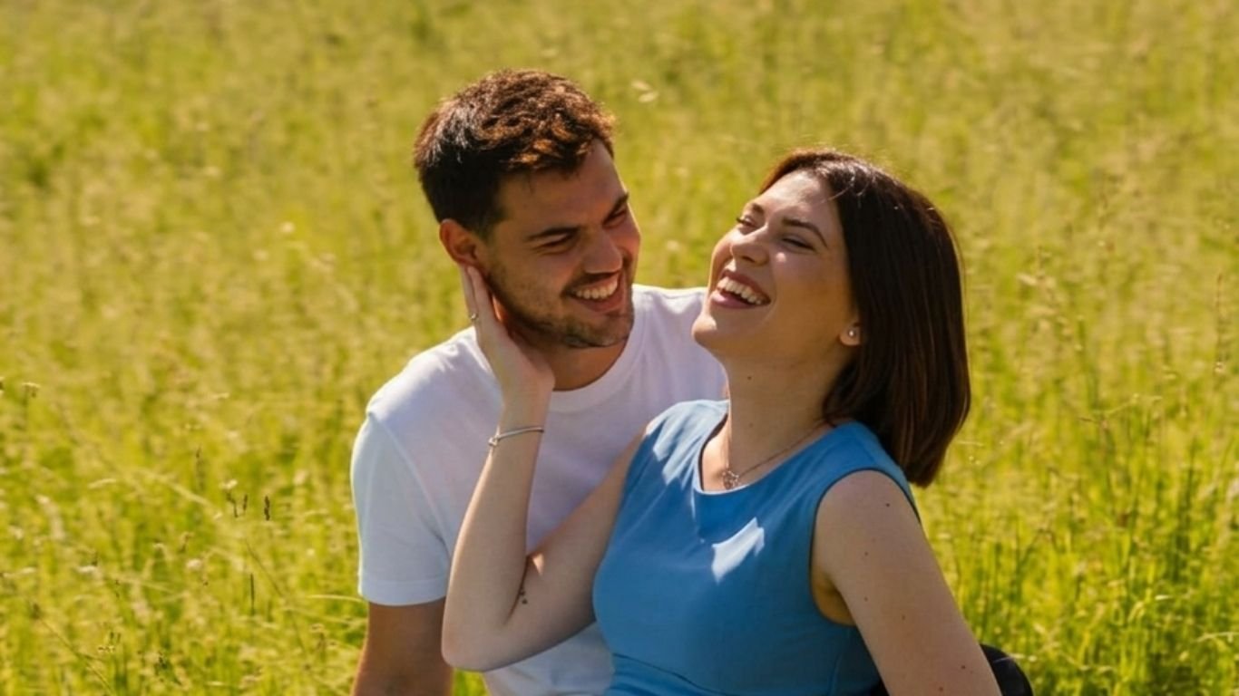 Taylor Lautner e a esposa, Taylor Dome Lautner, estão à espera do primeiro filho