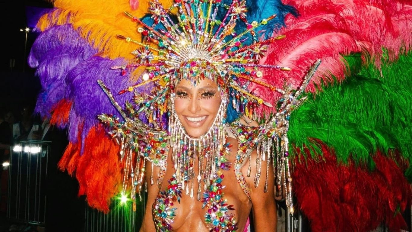 Sabrina Sato segue à frente da bateria da Vila Isabel no Carnaval 2027