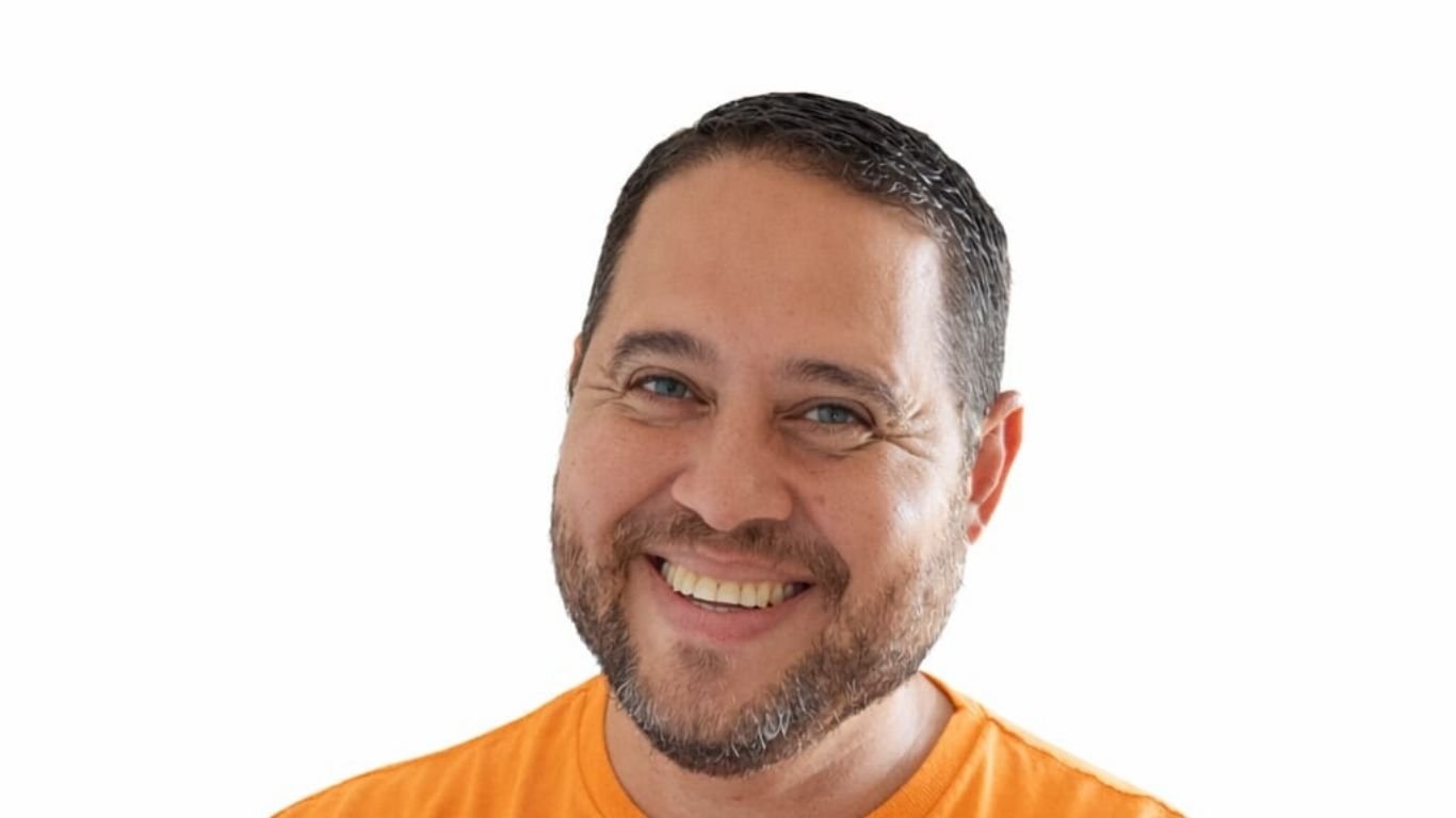 Duduw retorna à cena musical e lança o single ‘Pra eu mudar contigo’