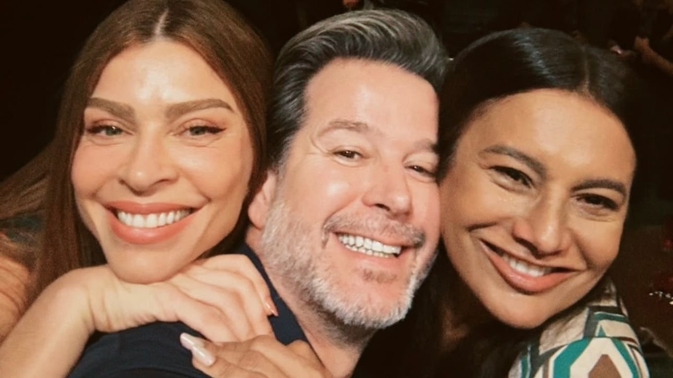 Estrelas de Três Graças se reúnem nos bastidores da novela: “Em cena”