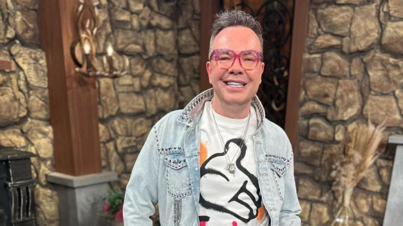 Felipeh Campos é internado em SP e passa por tratamento médico