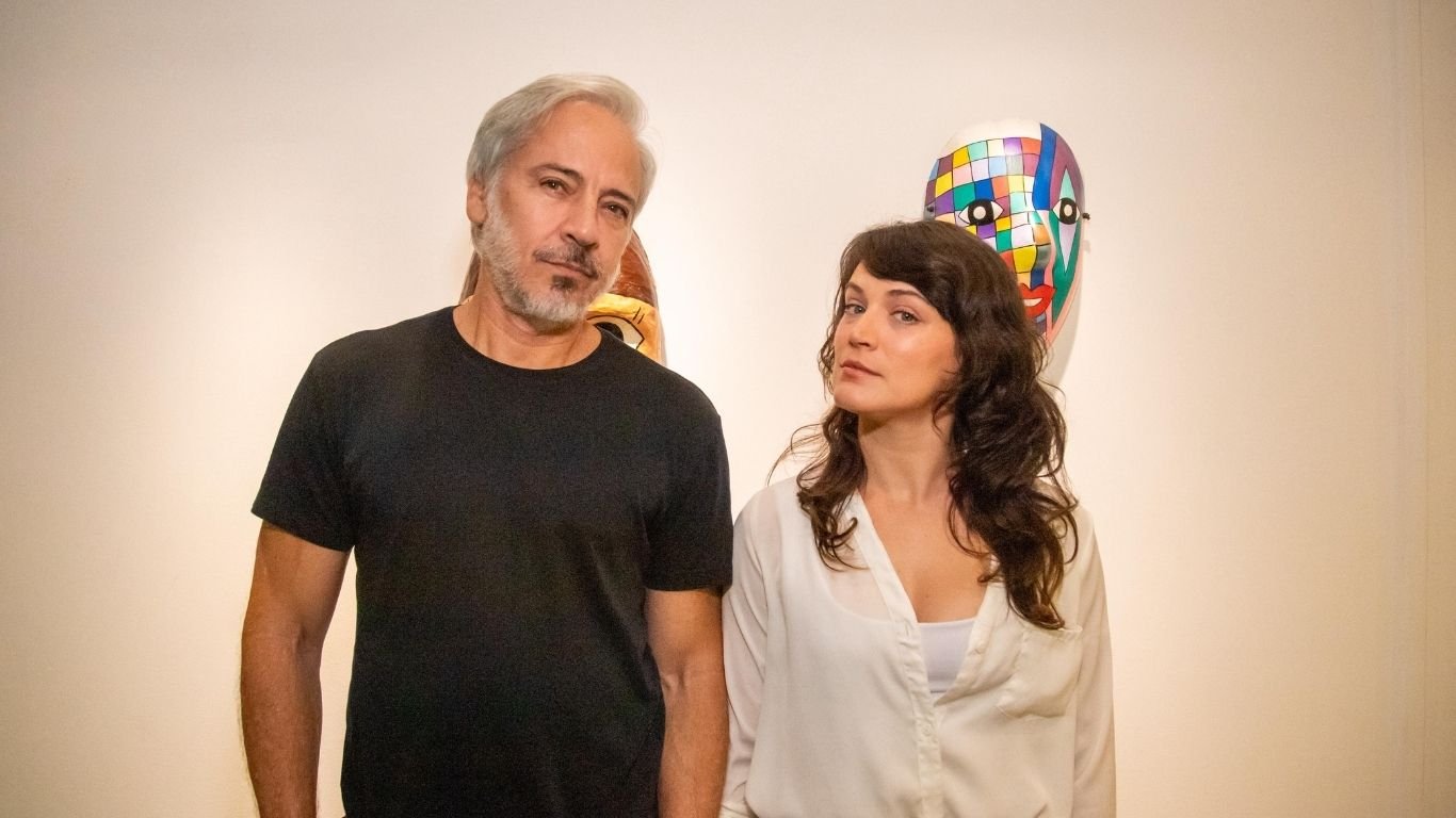 Edson Fieschi e Bianca Bin convidam o público do Giro para peça no Recife