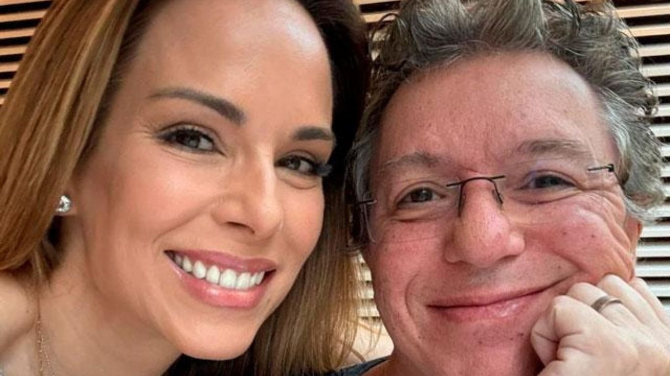 Ana Furtado e Boninho comemoram 26 anos de casamento: “Juntinhos e felizes”