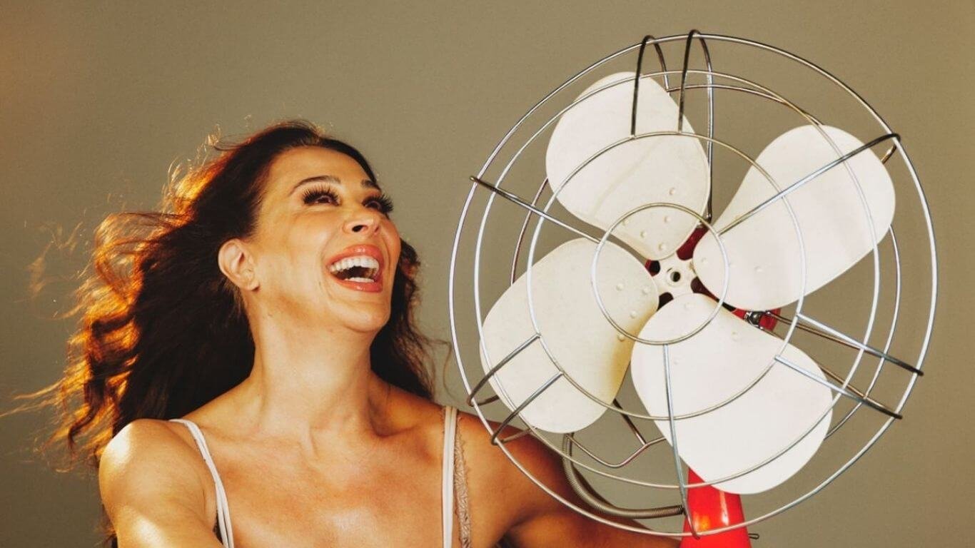 Claudia Raia apresenta comédia musical sobre menopausa no Recife